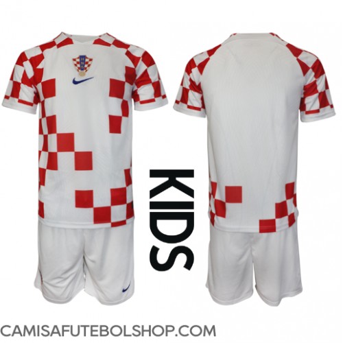 Camisa de time de futebol Croácia Replicas 1º Equipamento Infantil Mundo 2022 Manga Curta (+ Calças curtas)